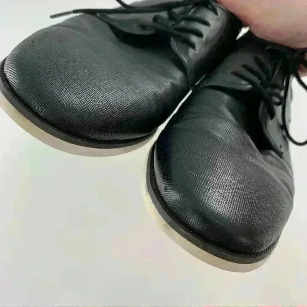 Calvin Klein mens Oxfords size 9.5 42.5 Kadon black white
